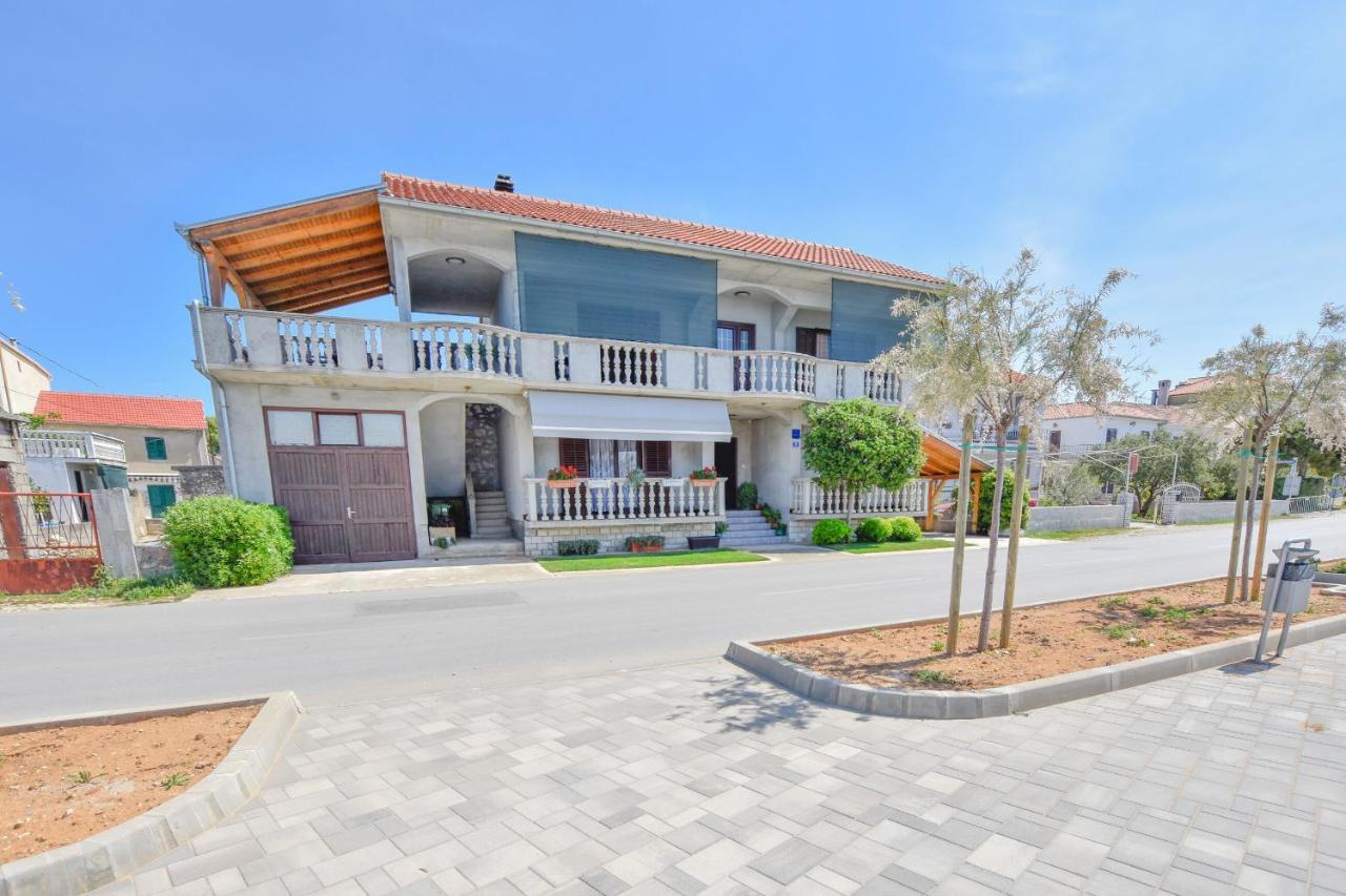 Apartments Marica Sukosan Luaran gambar